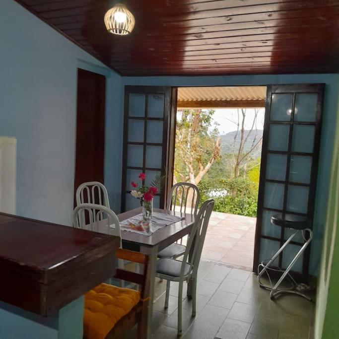 Casa Amarela Prumirim Ubatuba Buitenkant foto